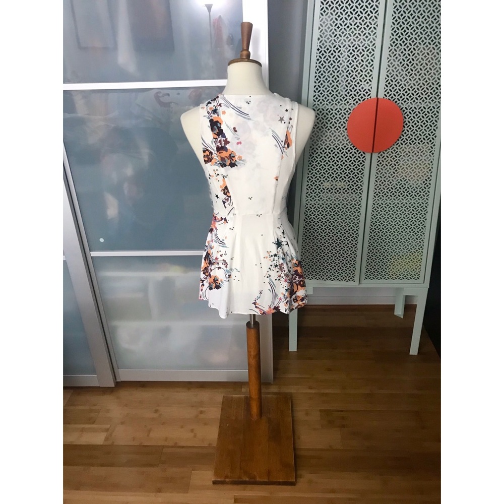 Free People Back to the Basics Floral Top in Ivory - Picture 2 of 6